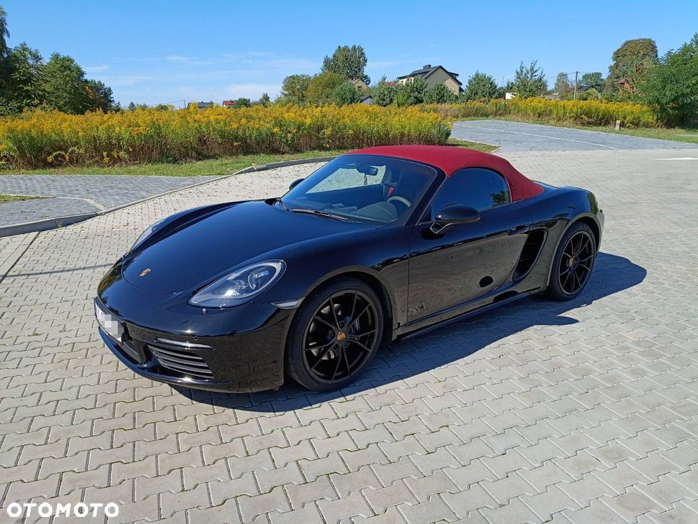 Porsche 718 Boxster - 1