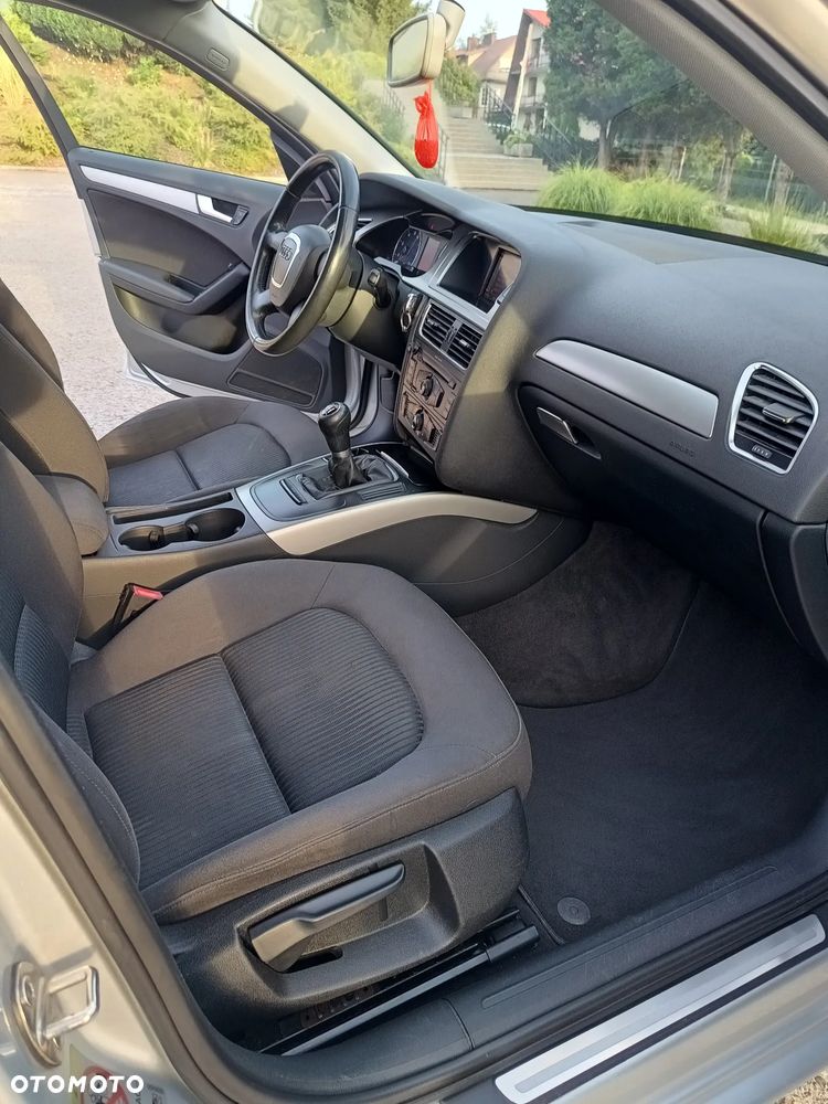 Audi A4 Avant - 14