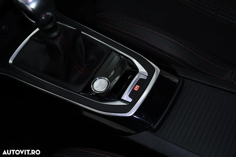 Peugeot 308 1.2 L PureTech Turbo S&S Active - 30