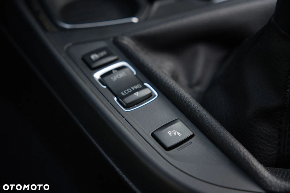 BMW Seria 1 116d EfficientDynamics Edition - 17