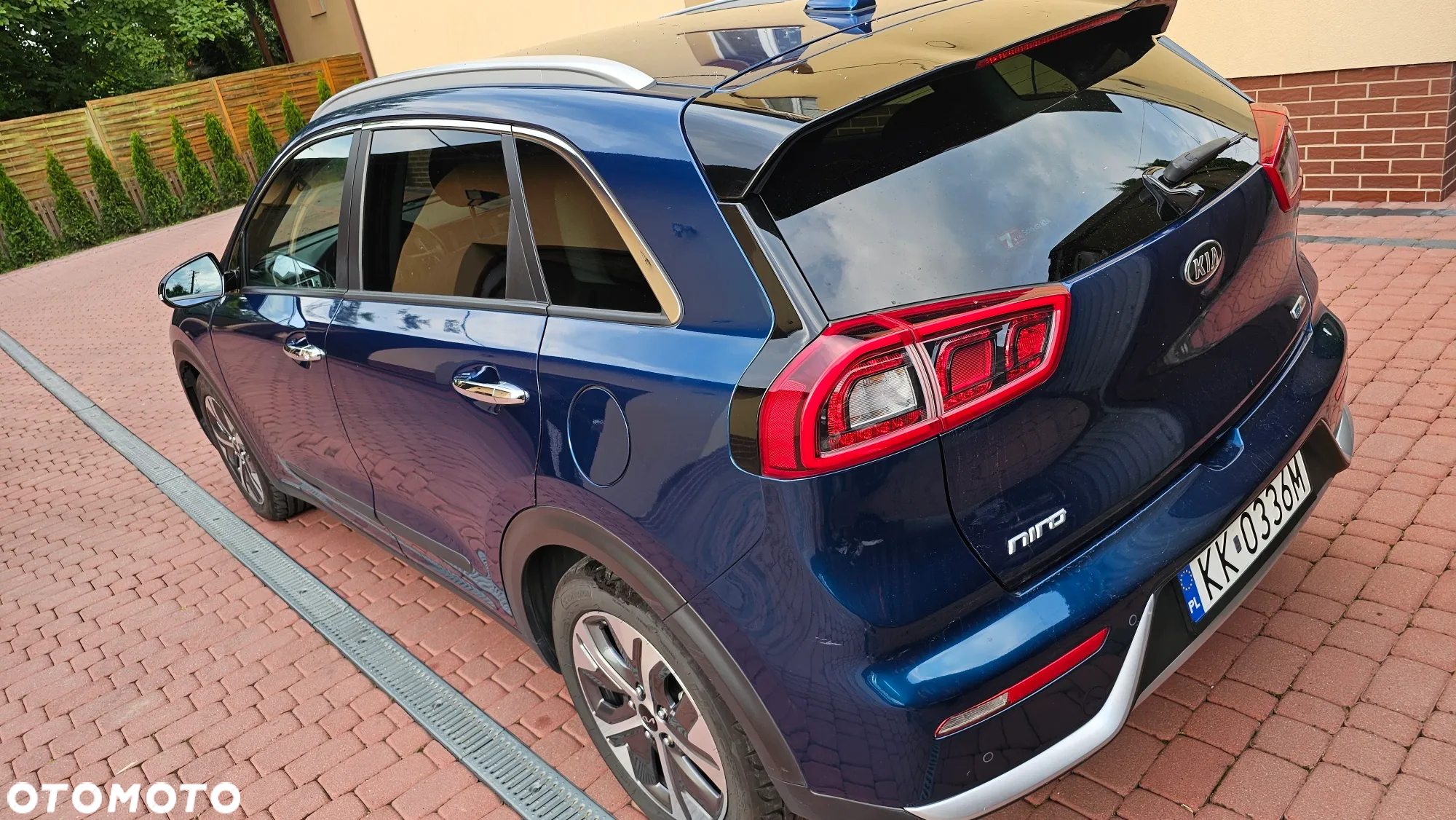 Kia Niro 1.6 GDI Hybrid L - 26