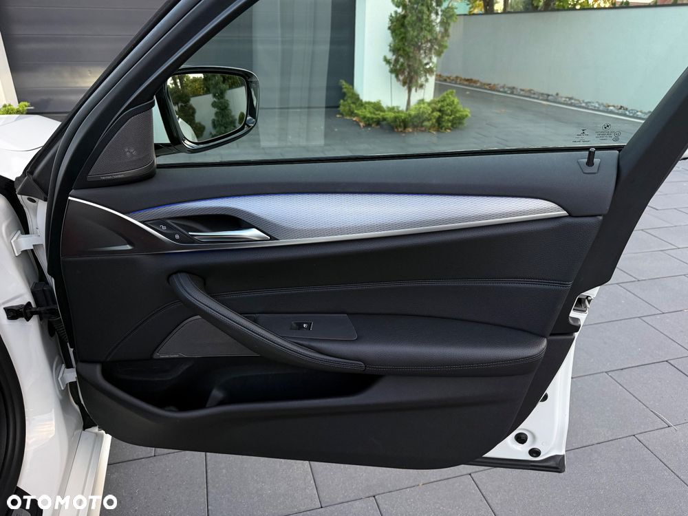 BMW Seria 5 540i xDrive M Sport sport - 35