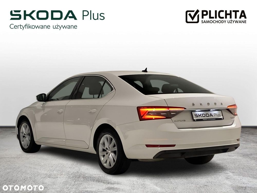 Skoda Superb 2.0 TDI SCR 4x4 Style DSG - 3