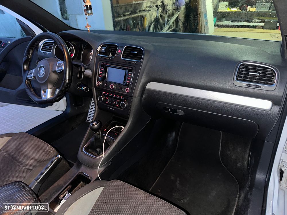 VW Golf - 6