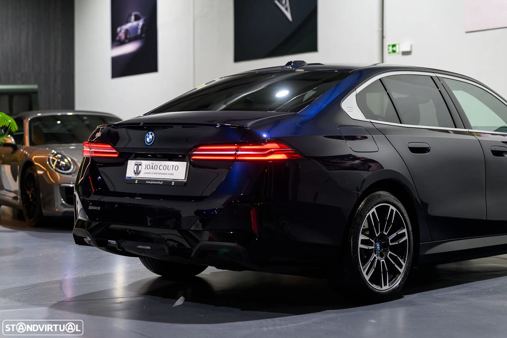 BMW i5 eDrive40 Edição Desportiva M - 10
