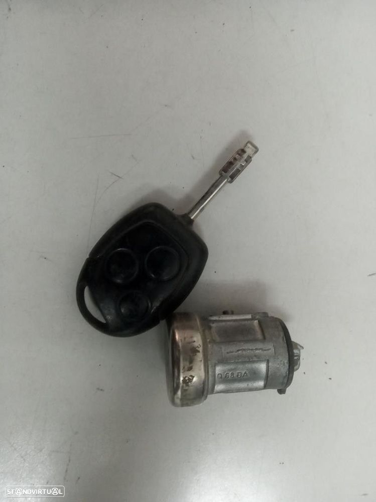 COMUTADOR DE ARRANQUE FORD FOCUS SEDAN 2000 -Q68BA - 3