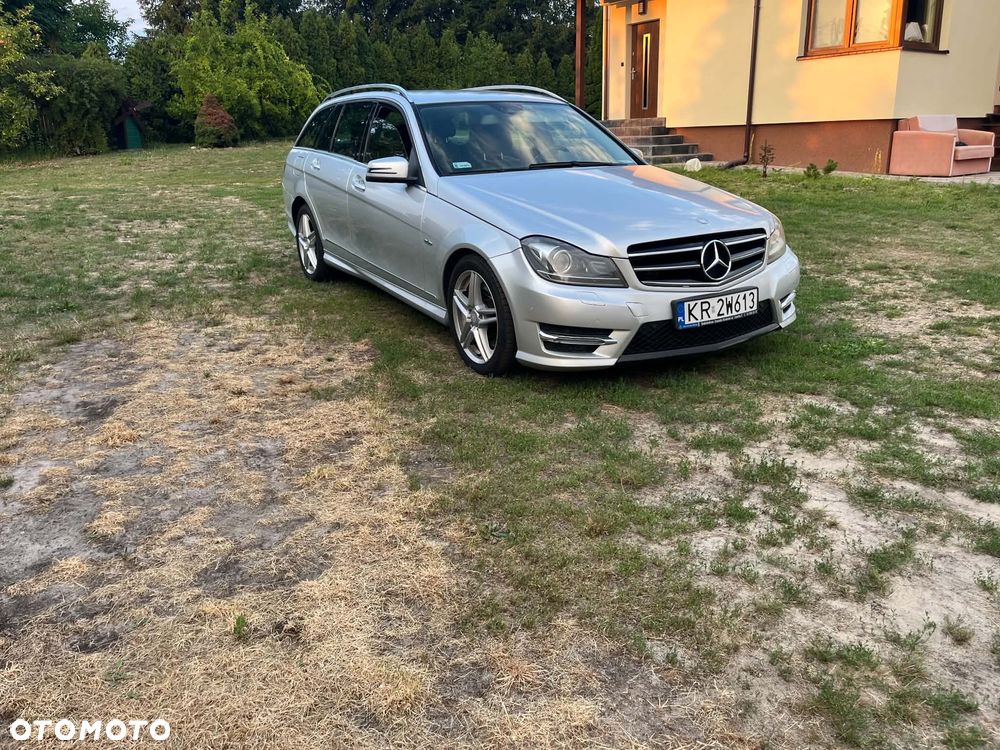 Mercedes-Benz Klasa C 300 CDI 4Matic 7G-TRONIC Avantgarde Edition - 17