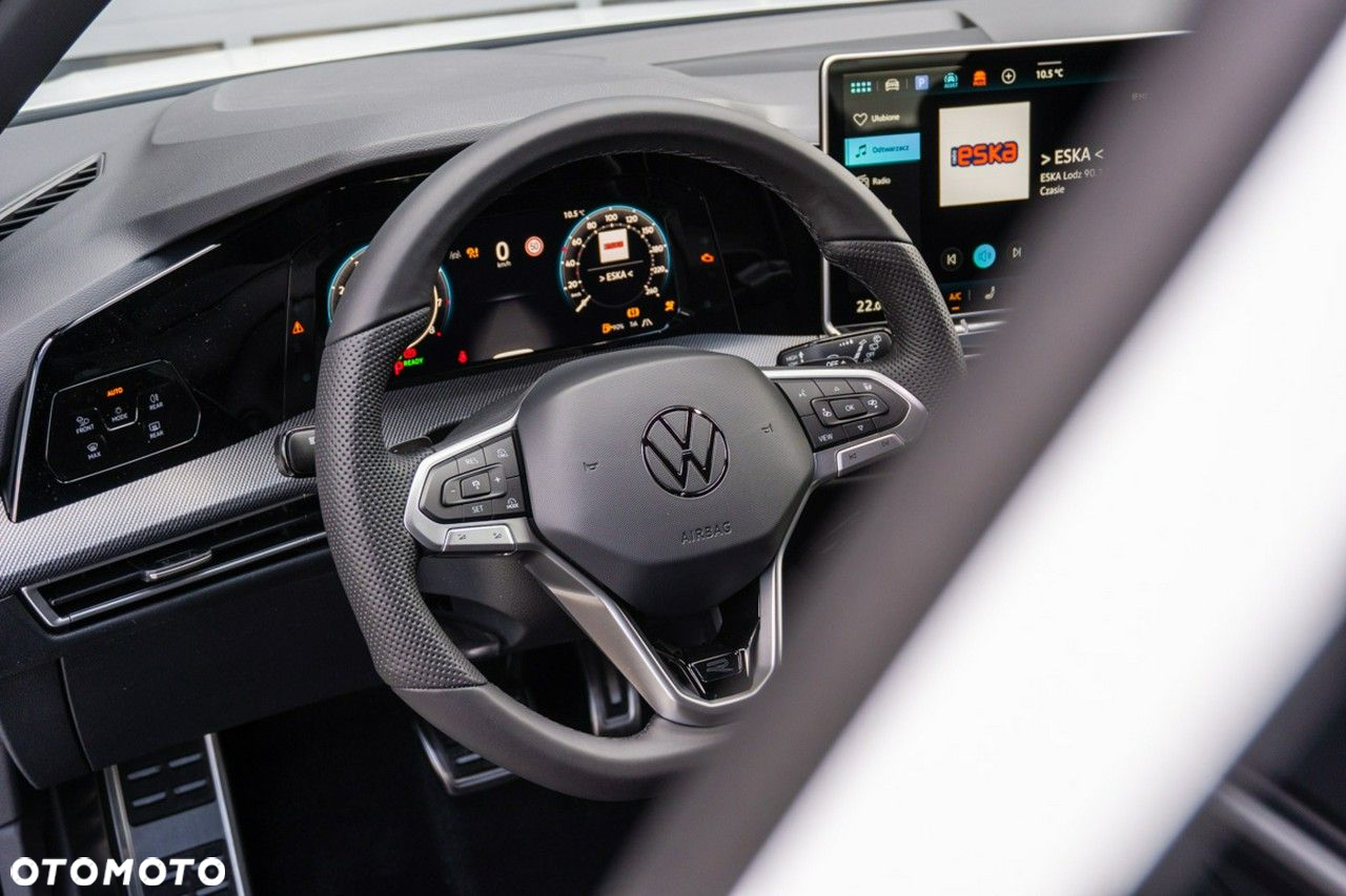 Volkswagen Golf - 12