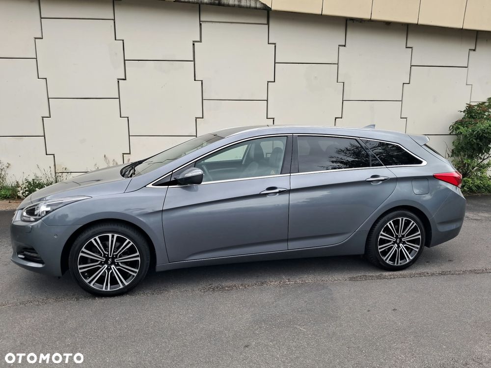 Hyundai i40 Kombi 2.0 Premium - 4
