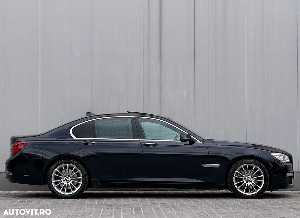 BMW Seria 7 730d Edition Exclusive - 10