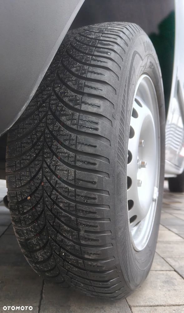 Renault Kangoo ENERGY dCi 75 FAP Authentique - 28