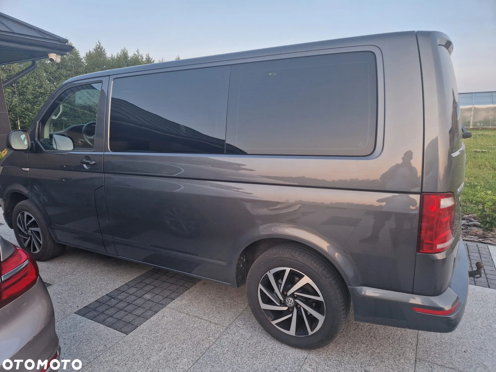 Volkswagen Multivan 2.0 TDI L1 Comfortline 4Motion DSG - 6