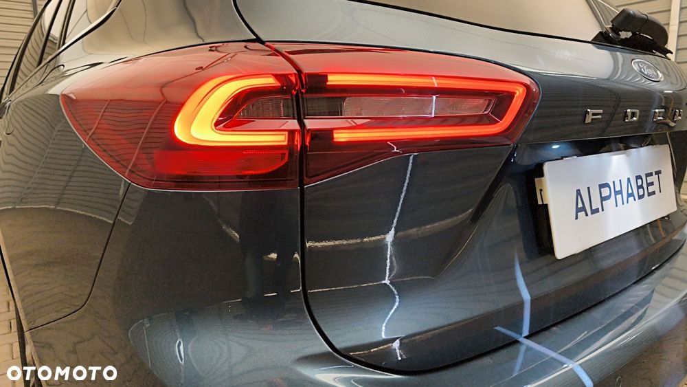 Ford Focus 1.0 EcoBoost mHEV Titanium X - 34