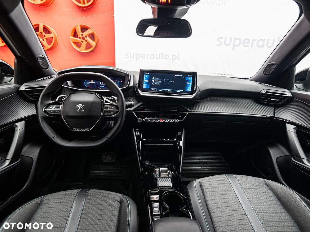 Peugeot 2008 1.2 PureTech Allure Pack S&S EAT8 - 10