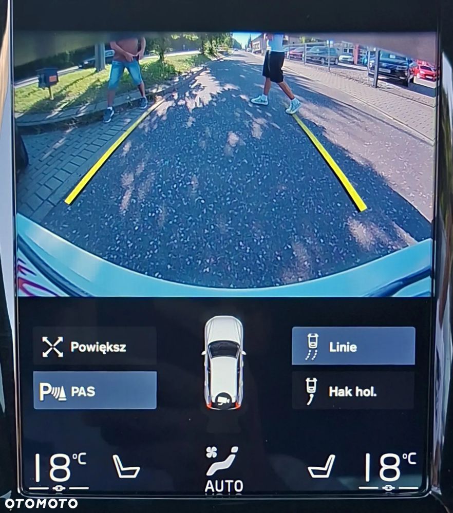 Volvo XC 60 D4 AWD Geartronic RDesign - 18