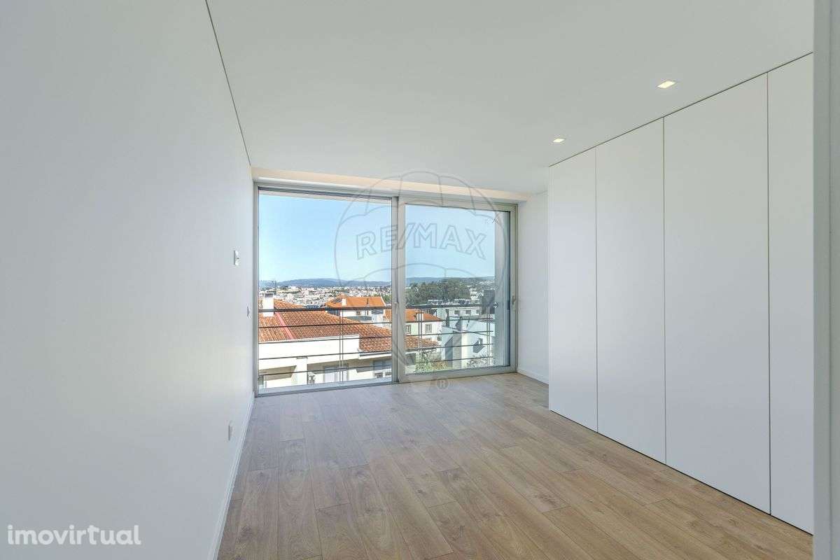 Moradia T5 para venda - Grande imagem: 3/43