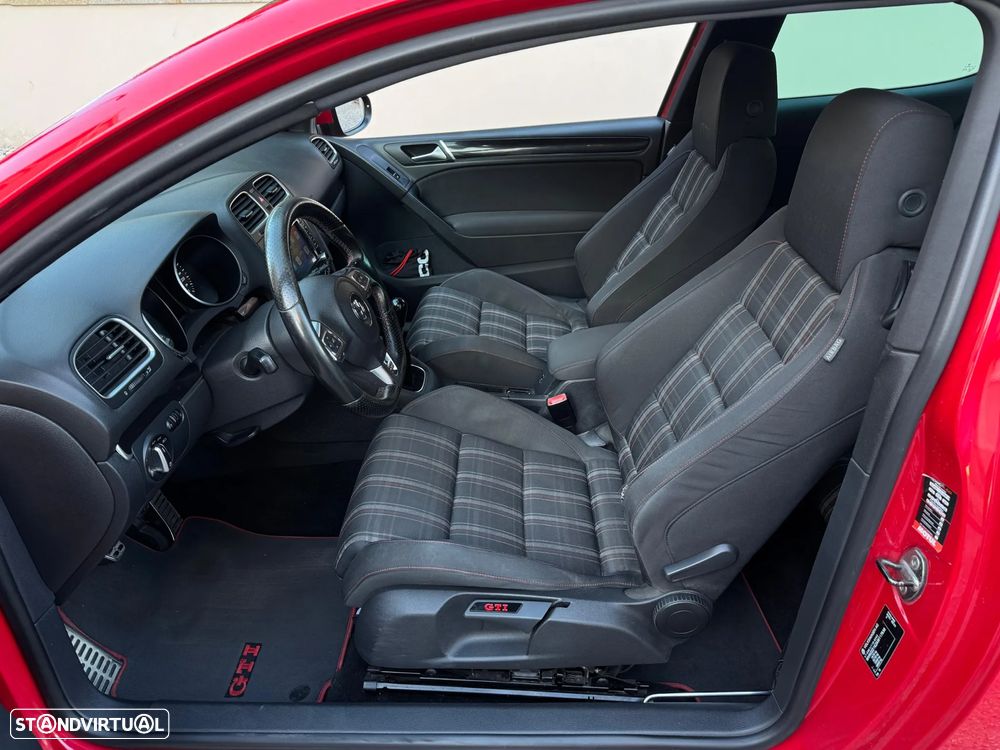 VW Golf 2.0 GTI - 9