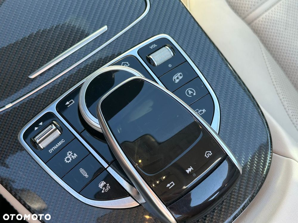 Mercedes-Benz Klasa E AMG 63 S 4-Matic+ - 22