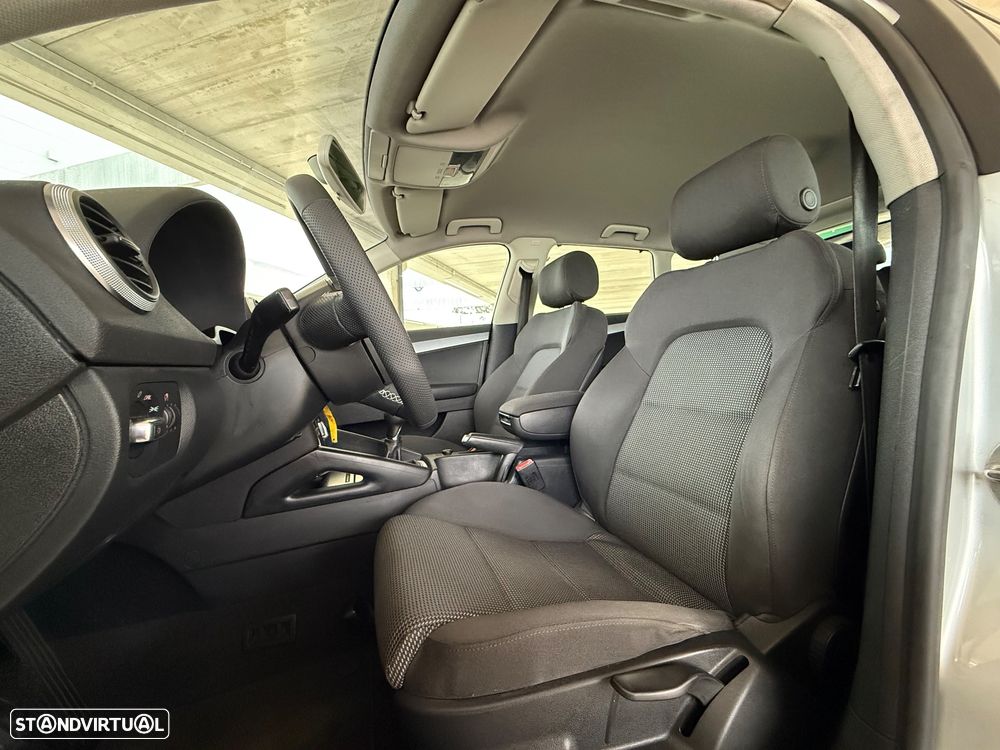 Audi A3 Sportback 2.0 TDi Sport - 8