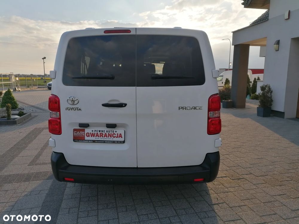 Toyota ProAce Kombi D-4D Long 2,8t - 7