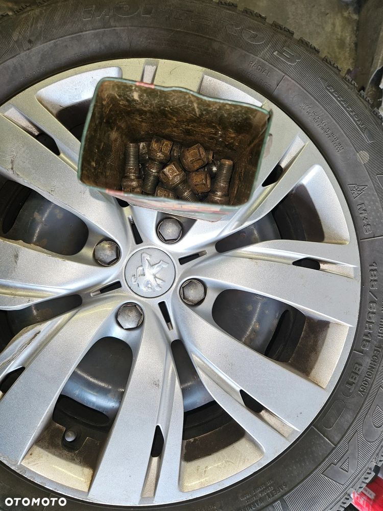 Peugeot 208 95 VTI Active - 39