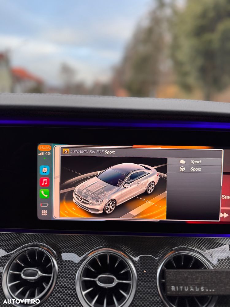 Mercedes-Benz E 400 4MATIC Aut. - 36