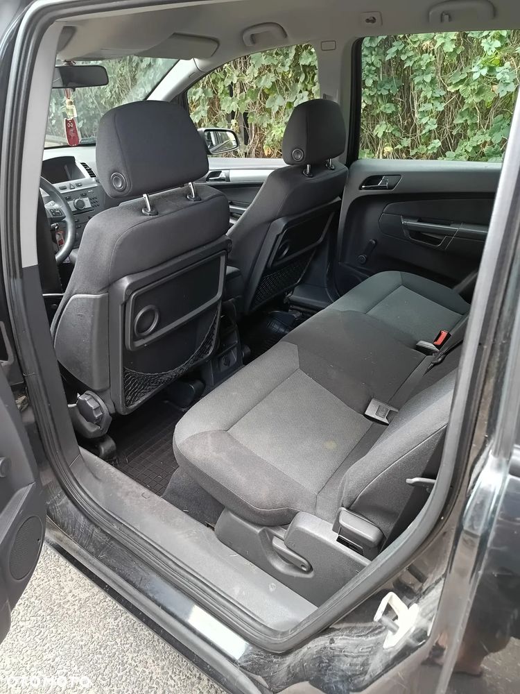 Opel Zafira 1.9 CDTI - 4