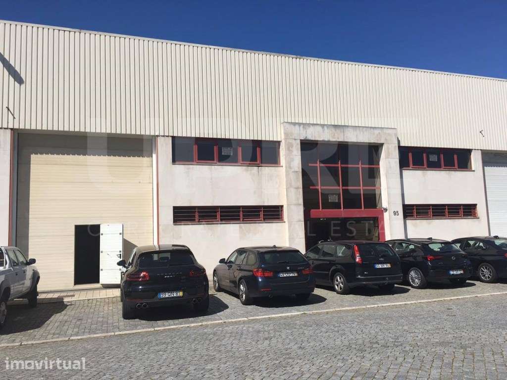 Armazém | ARRENDA | Maia (Aeroporto) - Grande imagem: 4/9
