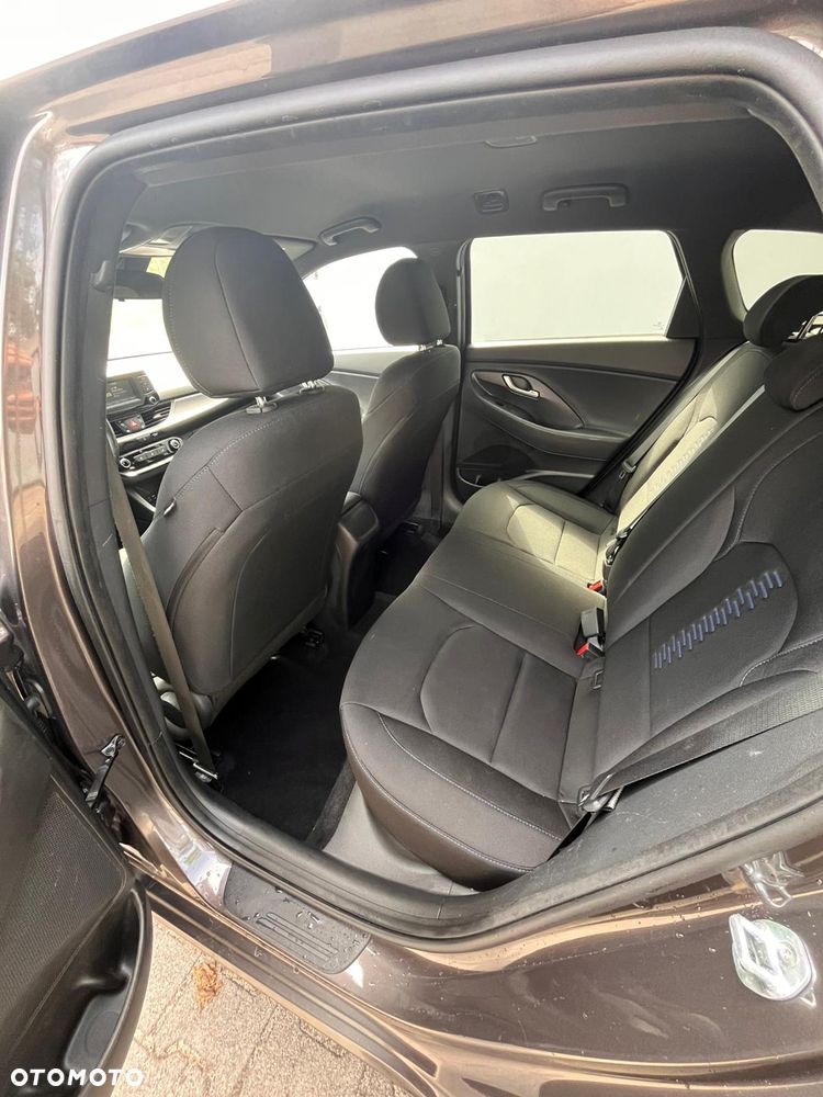 Hyundai i30 1.4 Passion Plus - 6