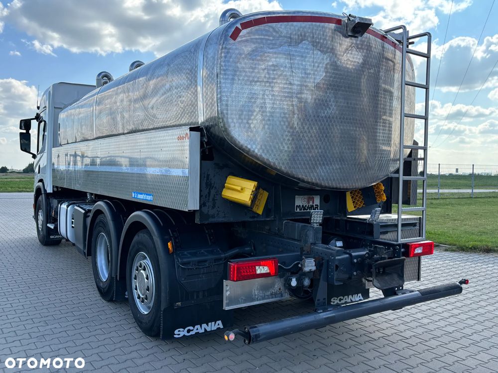 Scania P 410 6x2 ostatnia oś skrętna i podnoszona cysterna do odbioru mleka zabudowa MAGYAR - 11