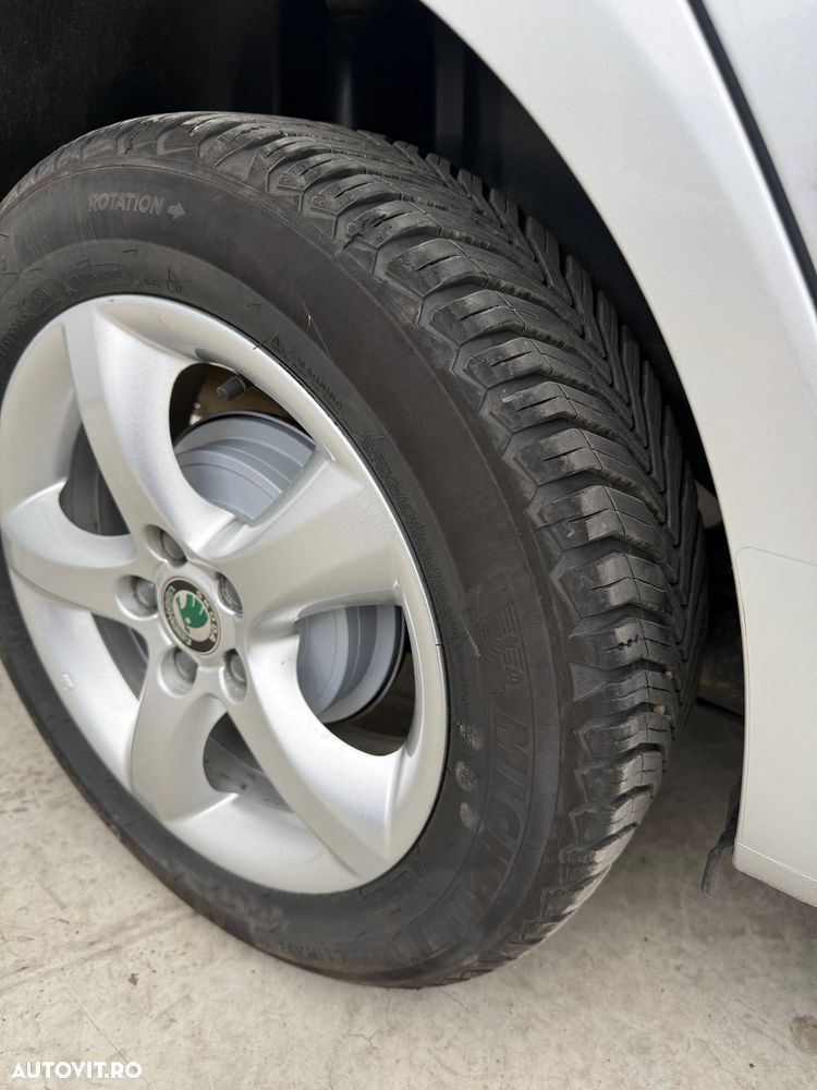 Skoda Fabia 1.2 HTP Ambiente - 15