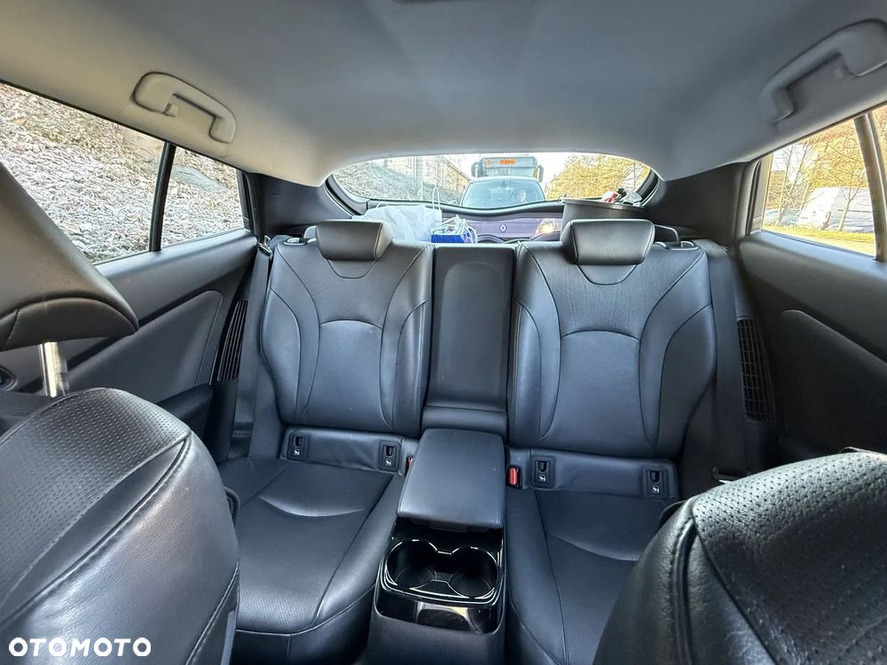 Toyota Prius Plug-in 1.8 Hybrid Prestige - 13