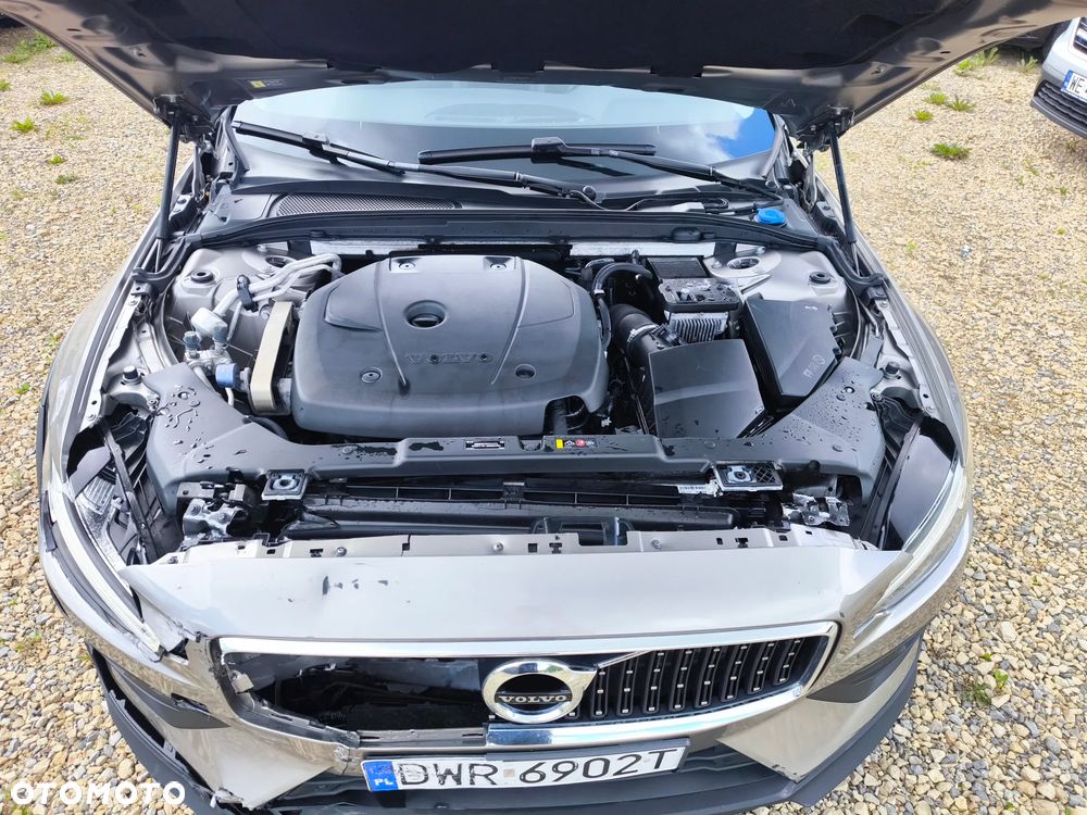 Volvo V60 Cross Country T5 AWD Geartronic - 11