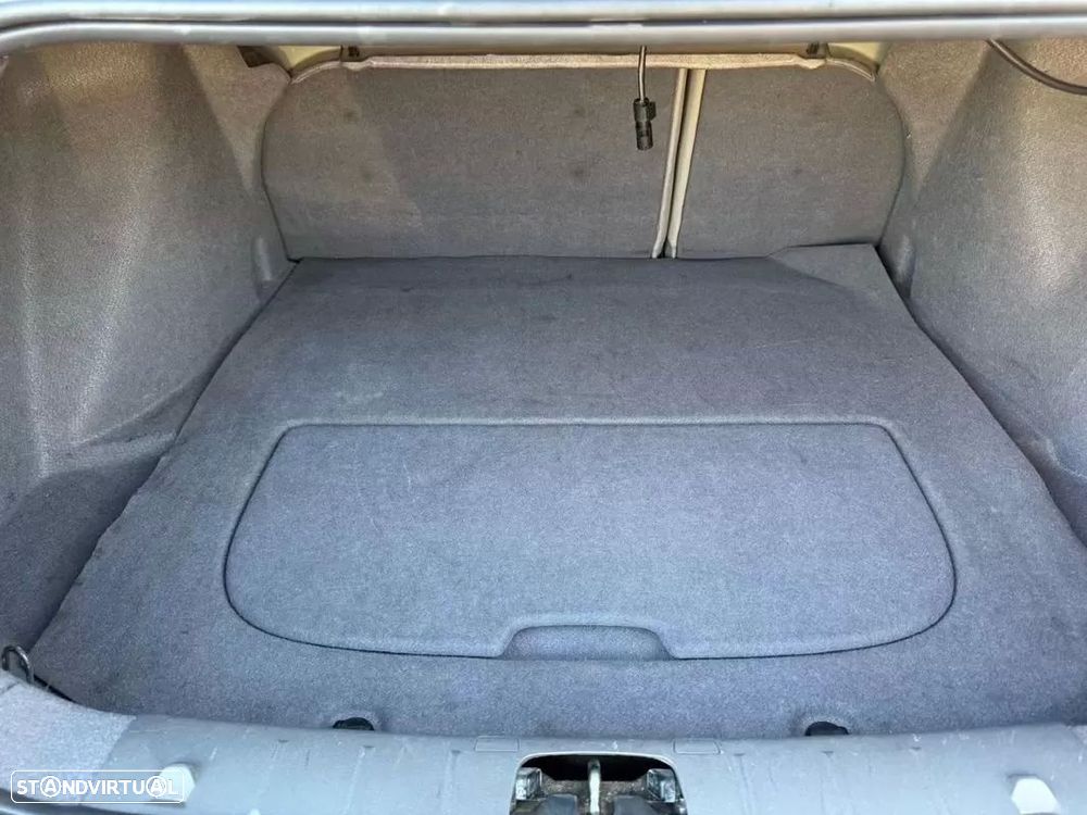 Volvo S40 2.0 D Sport - 15