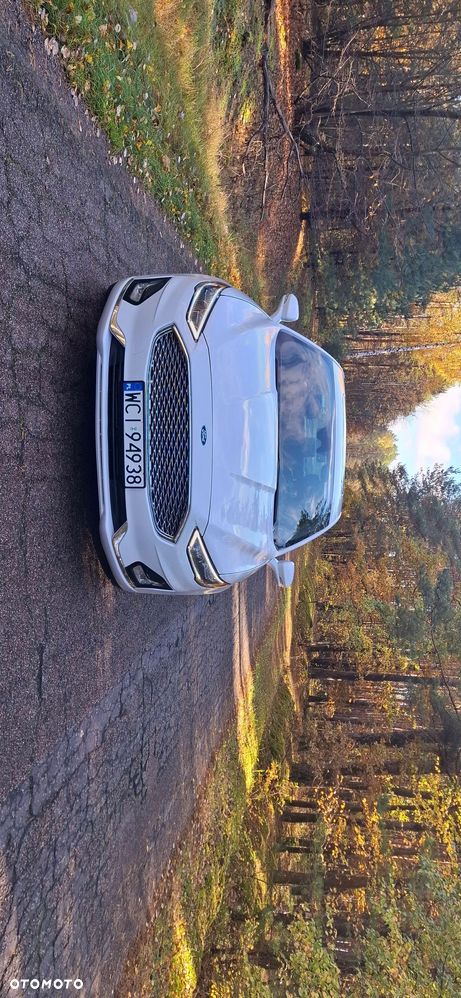 Ford Fusion ver-2-0-ecoboost-titanium - 4