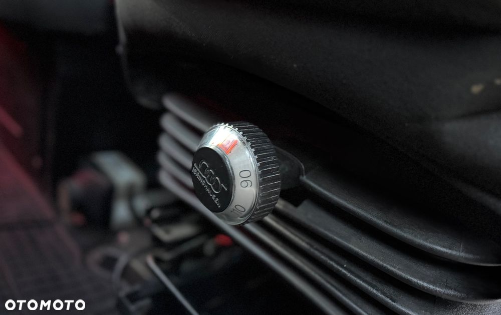 Iveco DAILY 35-180 3.0 DIESEL 175KM - 33