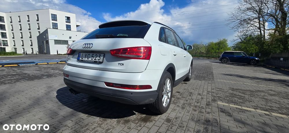 Audi Q3 2.0 TDI sport - 10