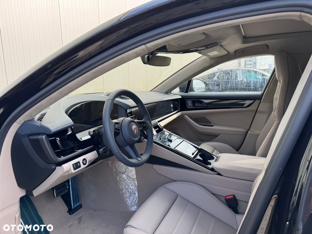 Porsche Panamera 4S E-Hybrid PHEV - 12