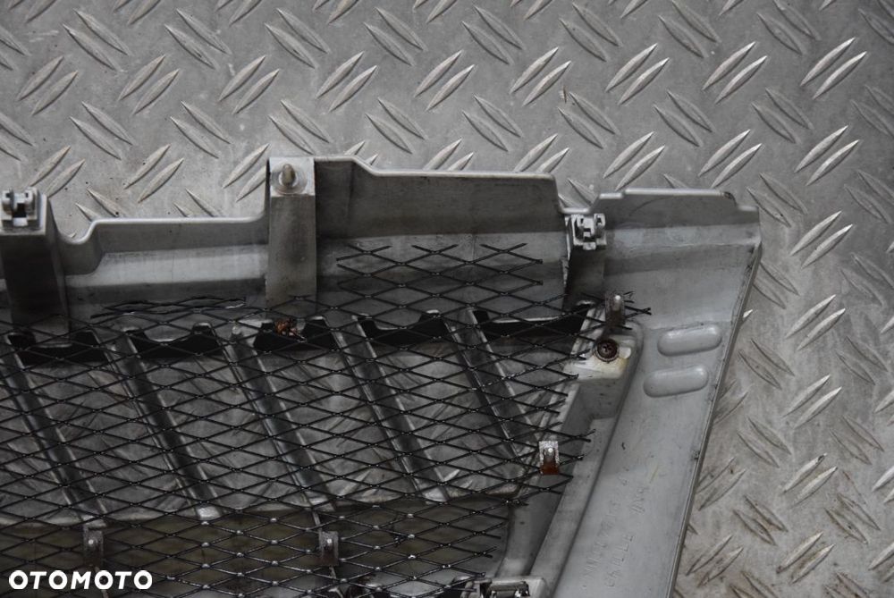 MITSUBISHI PAJERO III LIFT GRILL ATRAPA - 15