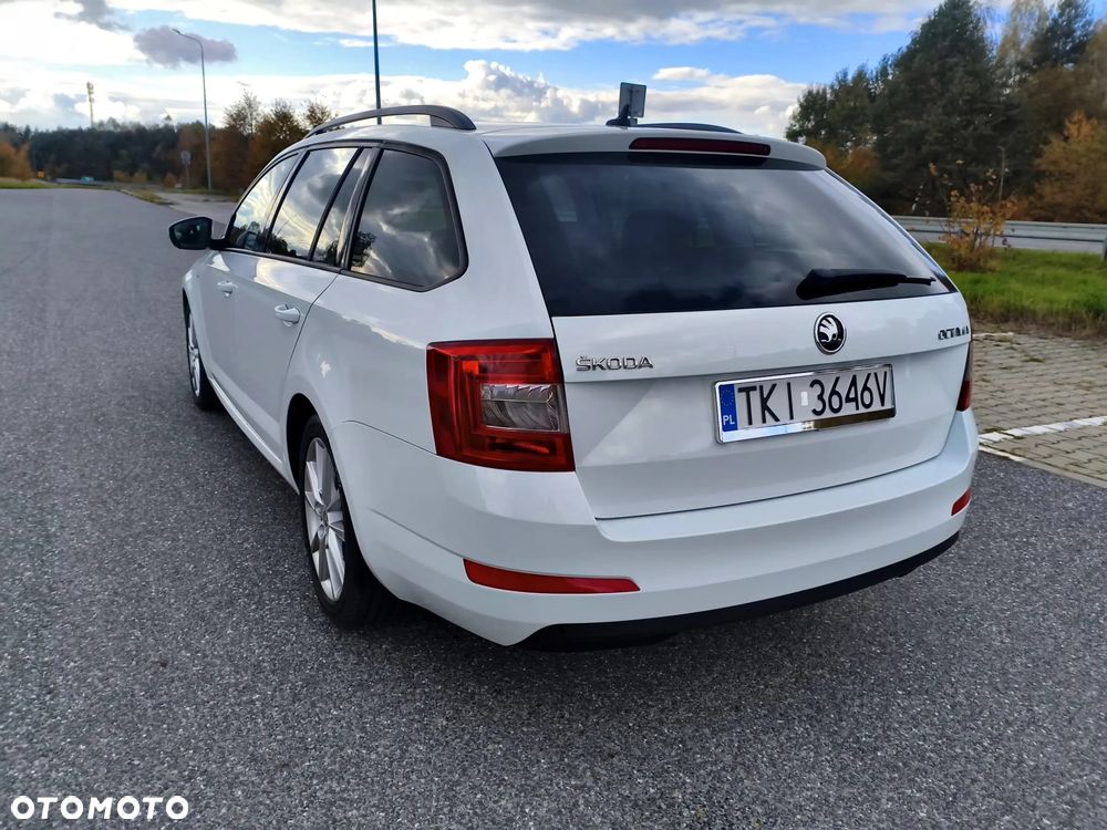 Skoda Octavia 2.0 TDI (Green tec) Joy - 12