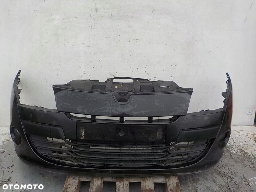 829 RENAULT MEGANE III ZDERZAK PRZÓD PRZEDNI - 1