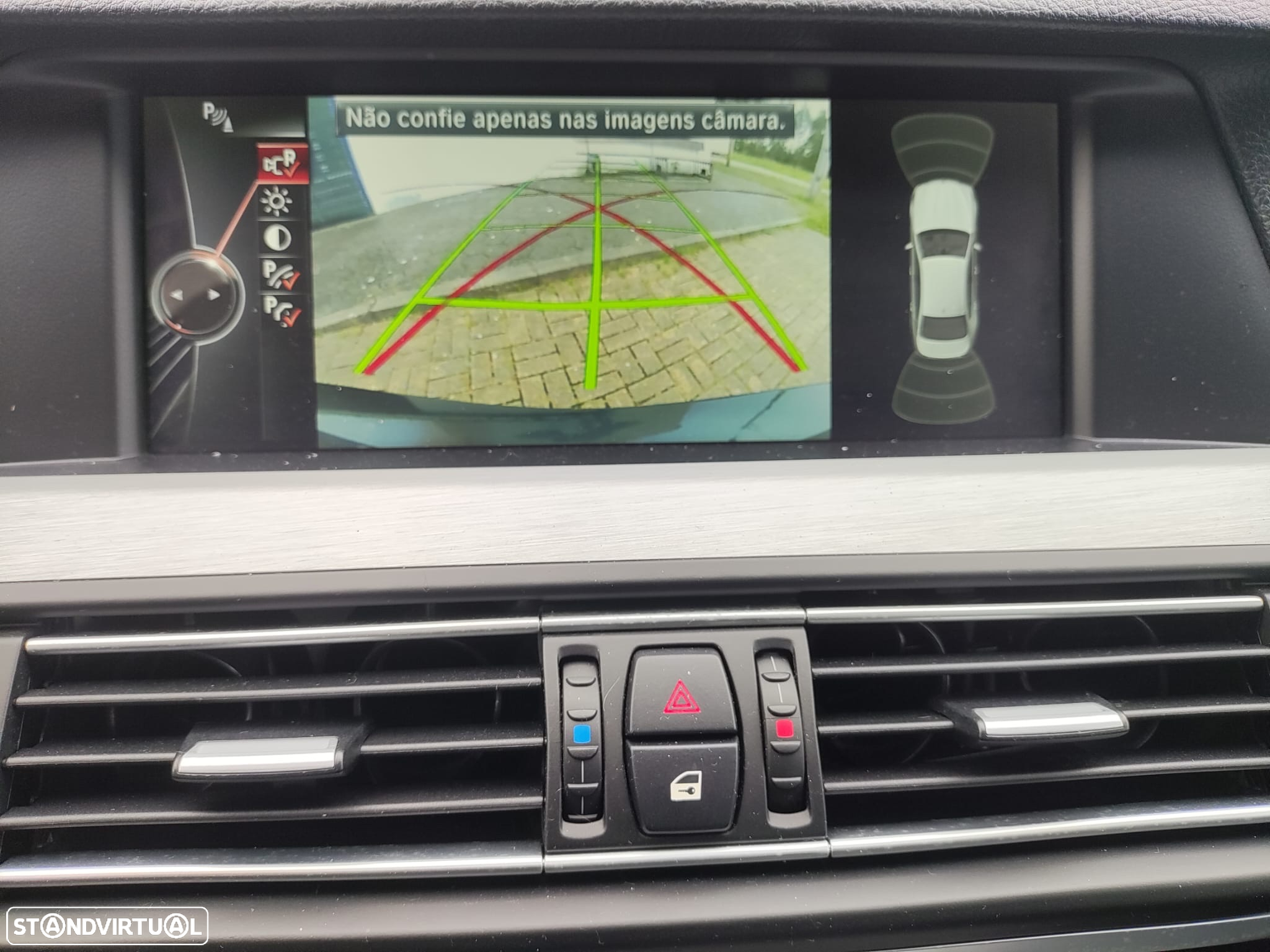 BMW M550d xDrive Auto - 36
