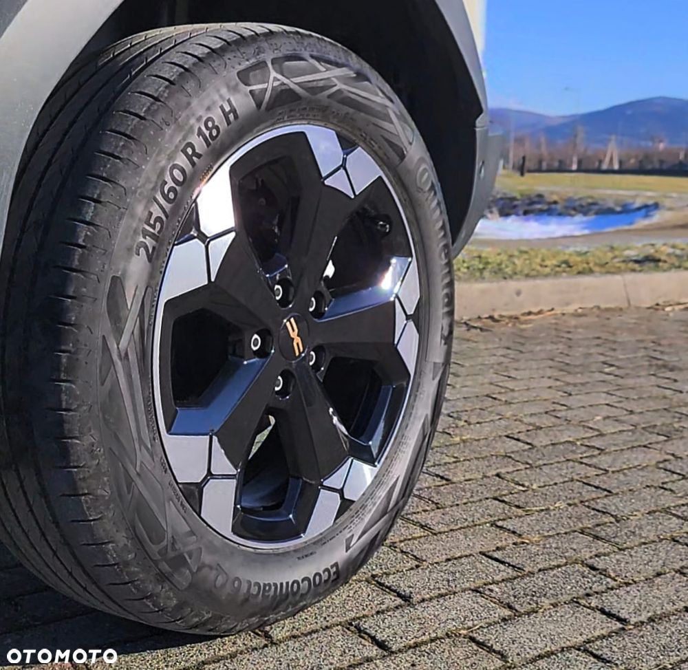 Dacia Duster 1.6 Full Hybrid 140 Extreme MMT - 17