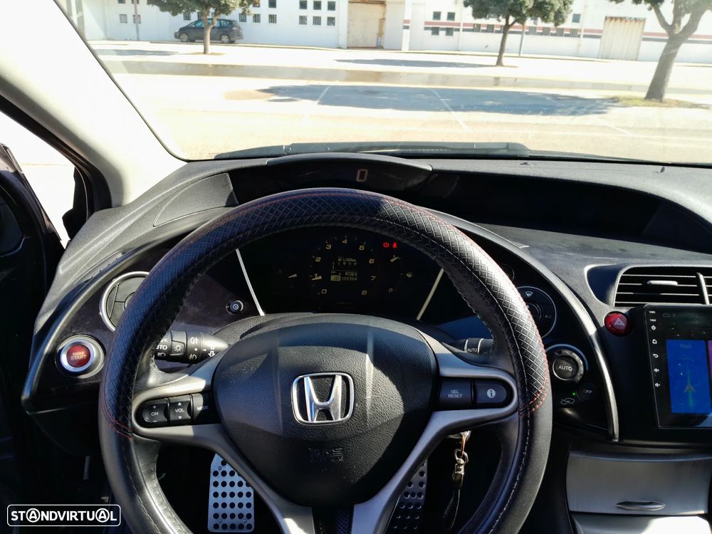 Honda Civic 1.4 Sport - 36