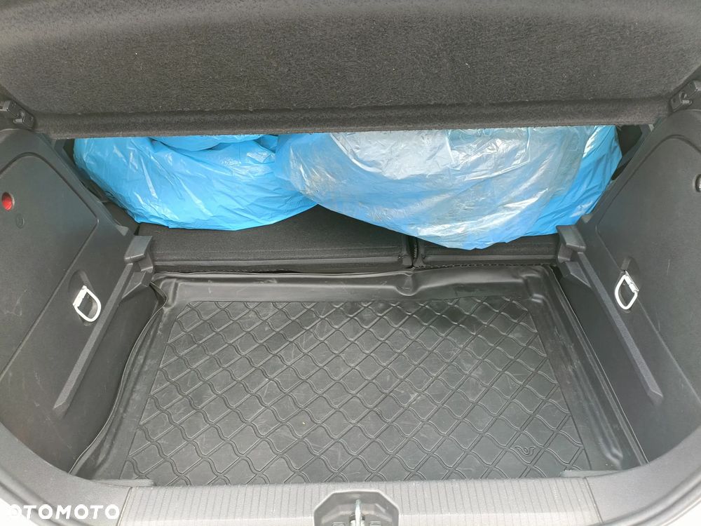 Opel Corsa 1.4 Enjoy - 18