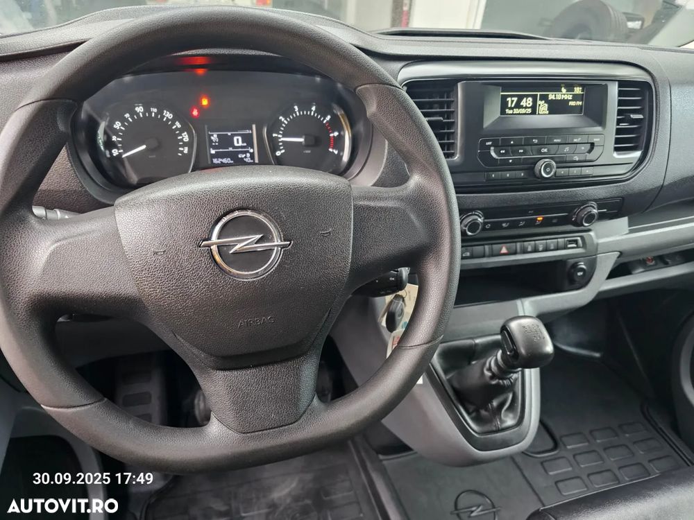 Opel Vivaro - 2