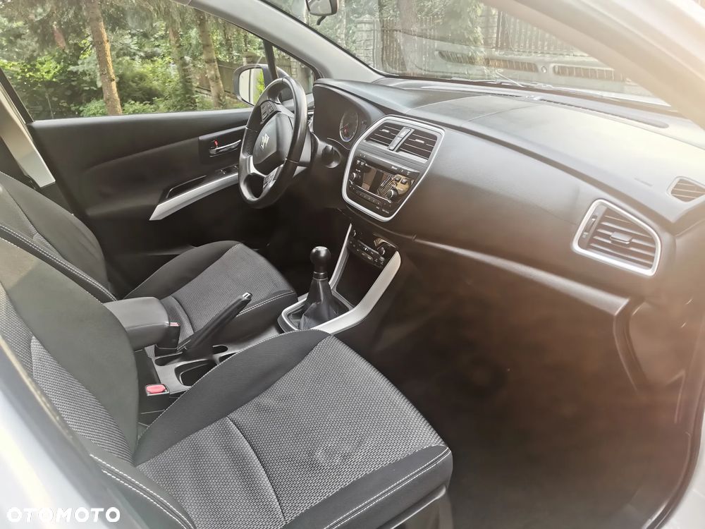 Suzuki SX4 1.6 Comfort Plus 4WD - 18