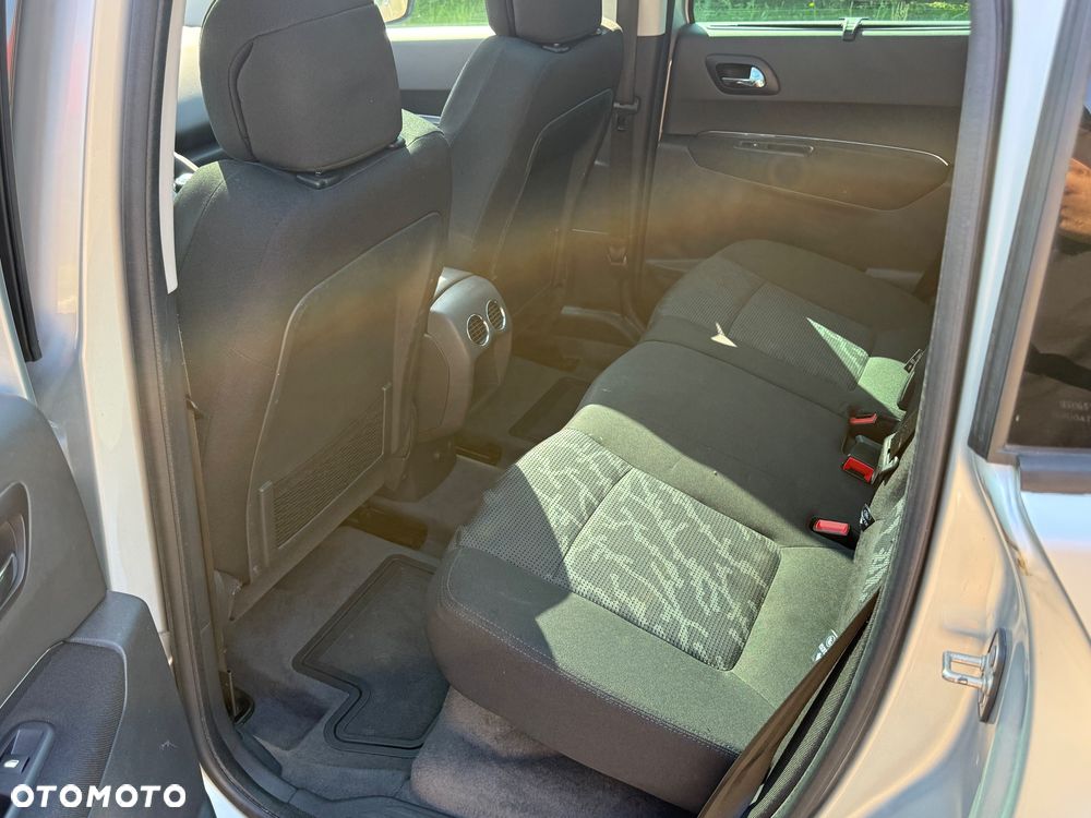 Peugeot 3008 1.6 HDi Premium - 13
