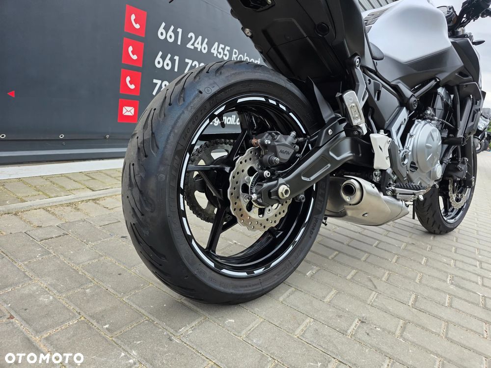 Kawasaki Z 650 - 19