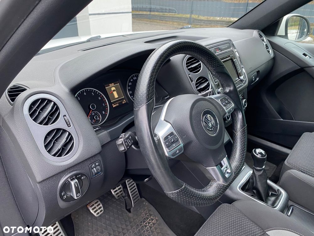 Volkswagen Tiguan 1.4 TSI 4Mot R-Style - 23